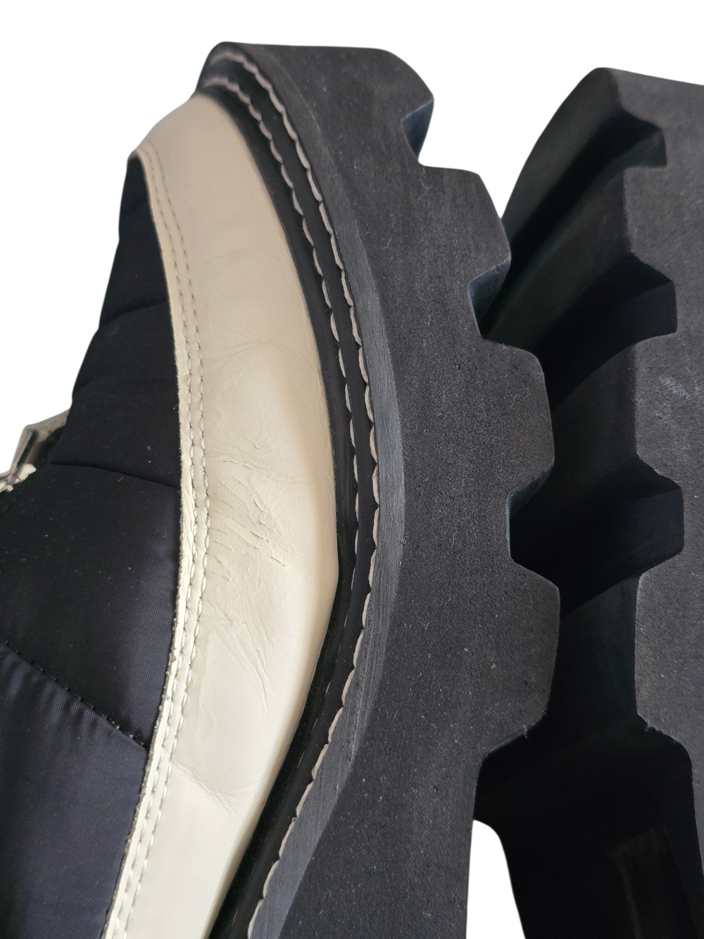 Dolce Vita Helki Women's Black and White Quilted Zip Front Boots | Size 8.5 - Picture 13 of 15